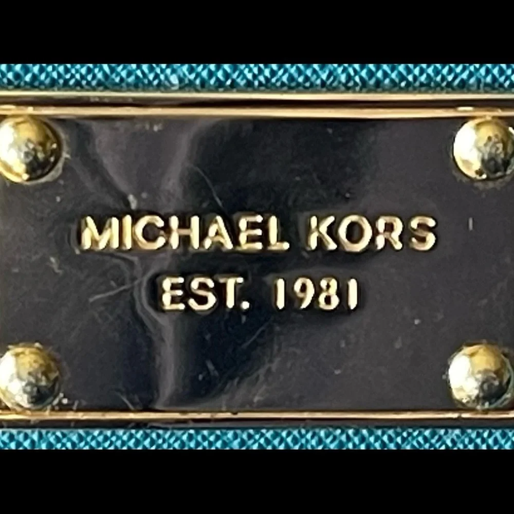 Michael Kors wristlet/wallet